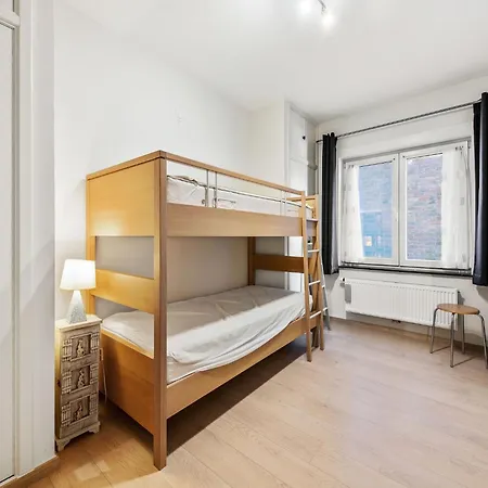 Apartment In For 6 Person, Cleaning Included Koksijde